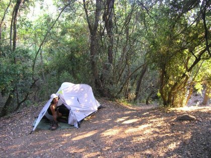 Kamping i 'La Campana' - foerste gang VORES telt kom i brug paa turen.