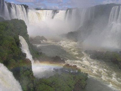 Garganta del Diablo - Iguazu vandfaldet er ca. 2.8 km langt.